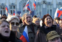 Nghị viện Crưm bỏ phiếu nhất trí sáp nhập vào LB Nga
